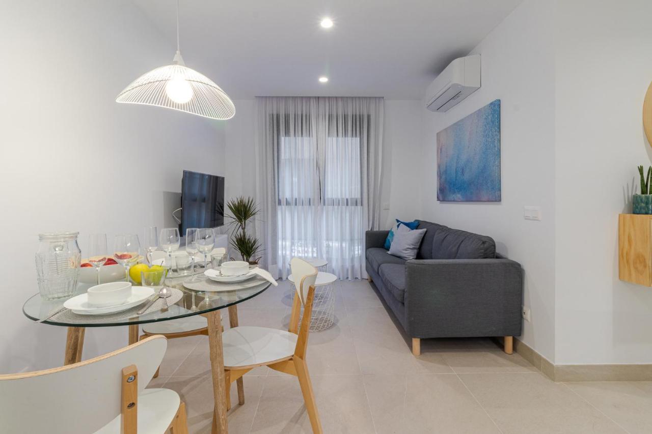 Flatguest Viriato - Wifi - Ac - Terraza Compartida Appartement Las Palmas Buitenkant foto
